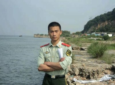 军事教练---王微微